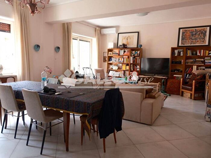 Appartamento quadrilocale in vendita in Via Mario Siniscalchi, Centro, Cosenza