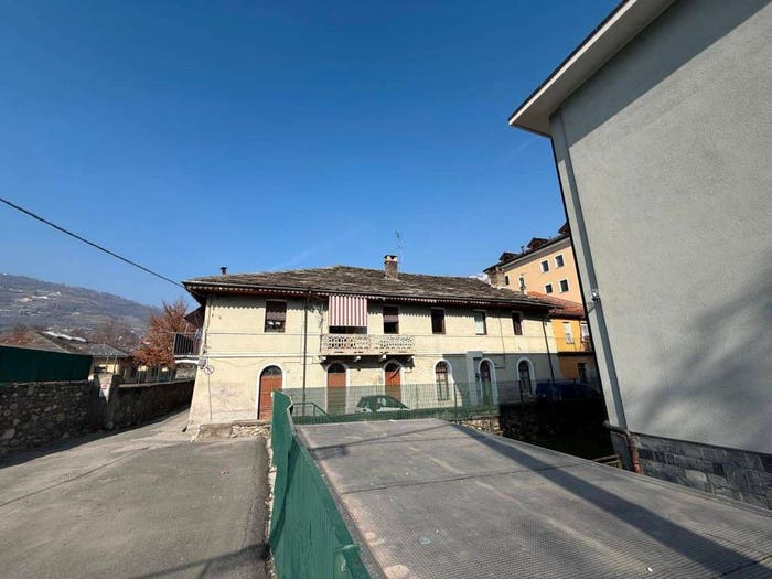 Case in Vendita e in Affitto - 2