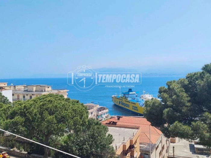 Appartamento bilocale in vendita in Viale Regina Elena, Libertà, Messina