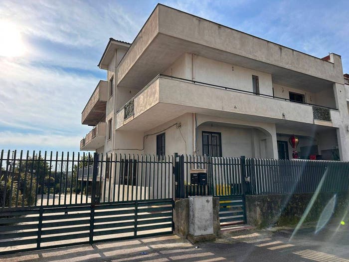 Appartamento con 5 locali in vendita in Via Emanuele Campolongo, Centro, Maddaloni