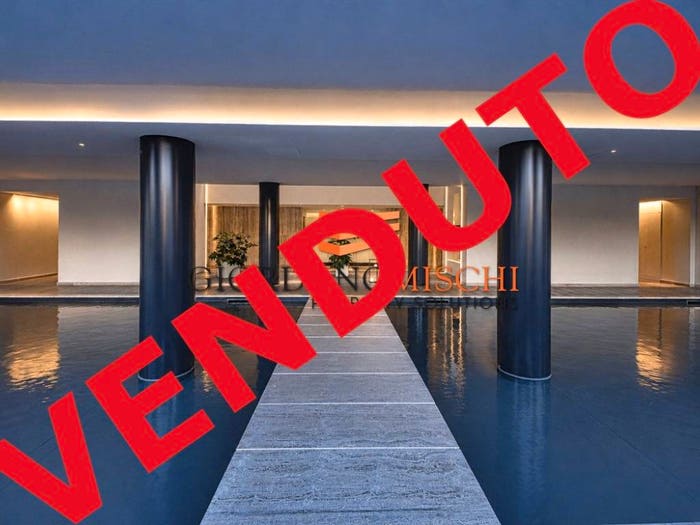 Appartamento trilocale in vendita in Via Val Seriana, Triante, Monza