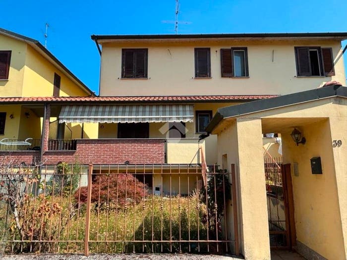 Casa quadrilocale in vendita in Via Alfieri, Centro, Belgioioso