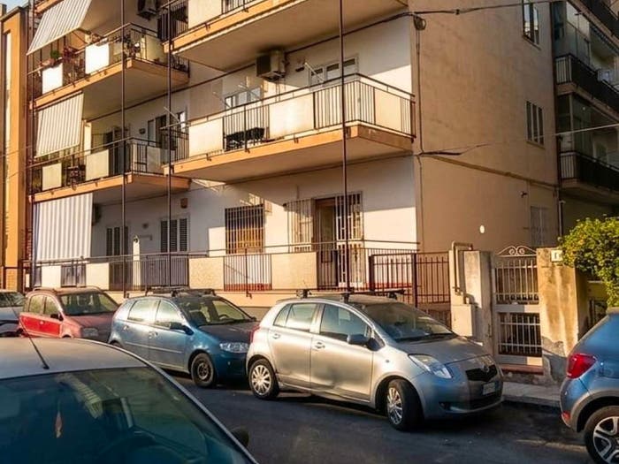 Appartamento trilocale in vendita in Via Cesare Battisti, Centro, Aci Castello
