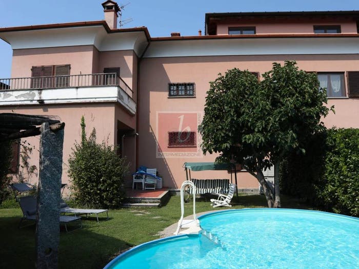 Casa con 6 locali in vendita in Via Fabio Filzi, Laveno, LavenoMombello