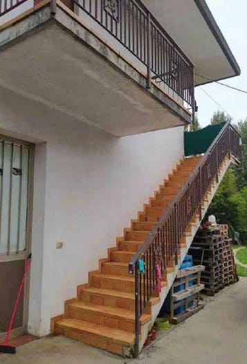 Appartamento trilocale in vendita in Via Lancieri di Firenze, Centro, Giavera del Montello