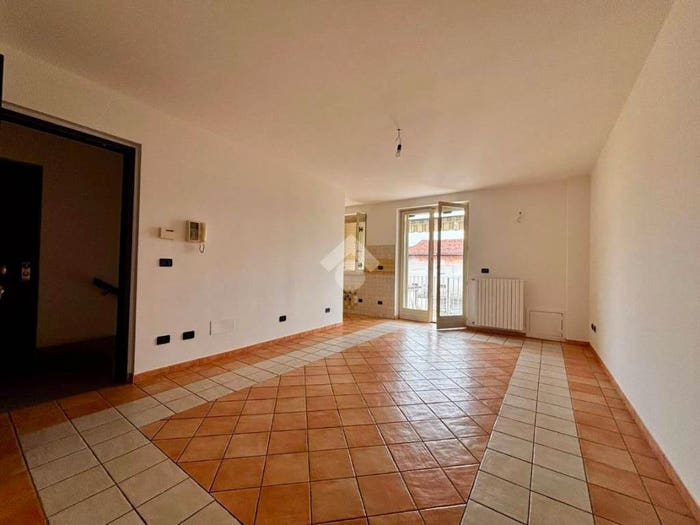 Appartamento trilocale in vendita in Via tripoli, Centro, Castagnole Piemonte