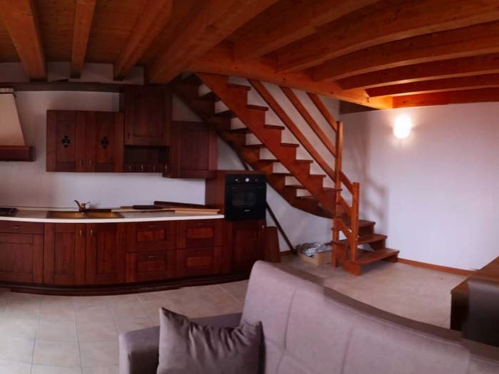 Casa trilocale in vendita in Via Monte Grappa, Centro, Cornalba