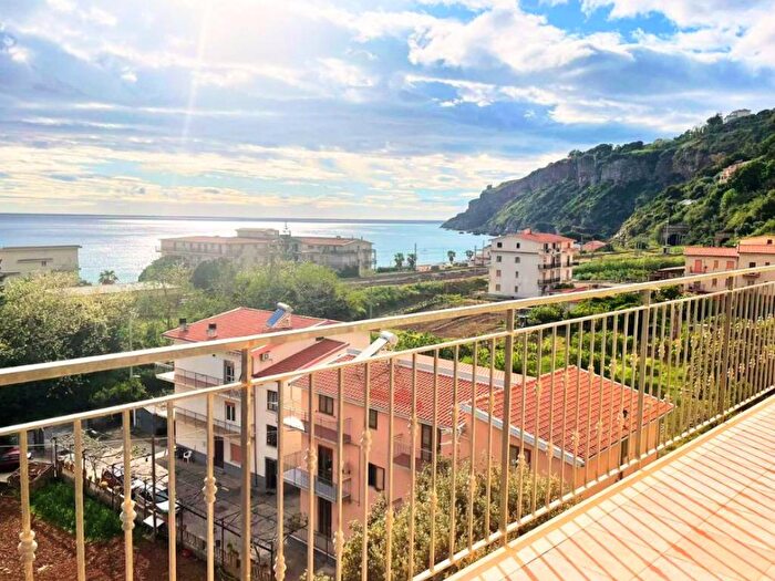 Appartamento con 5 locali in vendita in Contrada Triolo, Cetraro Marina, Cetraro