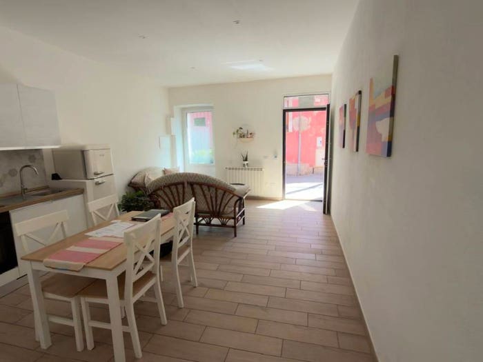 Appartamento trilocale in vendita in Via Giardini, Villanova, Cagliari