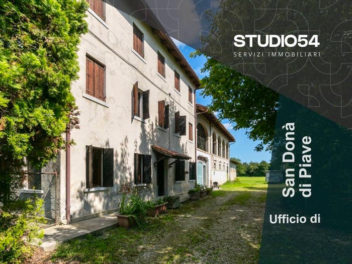 Casa con 6 locali in vendita in Via Peschierette, Casier