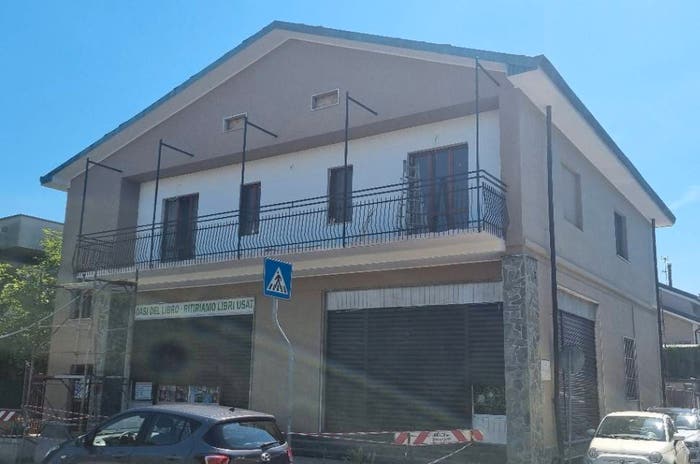 Appartamento trilocale in vendita in Via Monte Grappa, Carugate