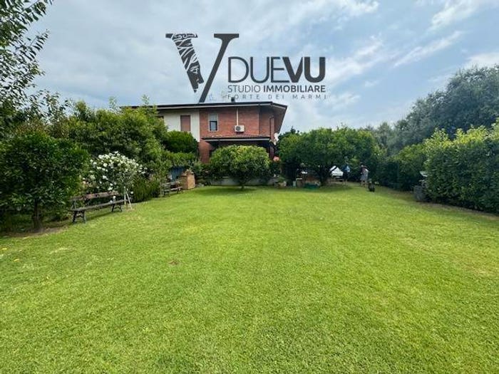 Casa con 6 locali in vendita in Via martiri di sant'anna, Vaiana, Forte dei Marmi