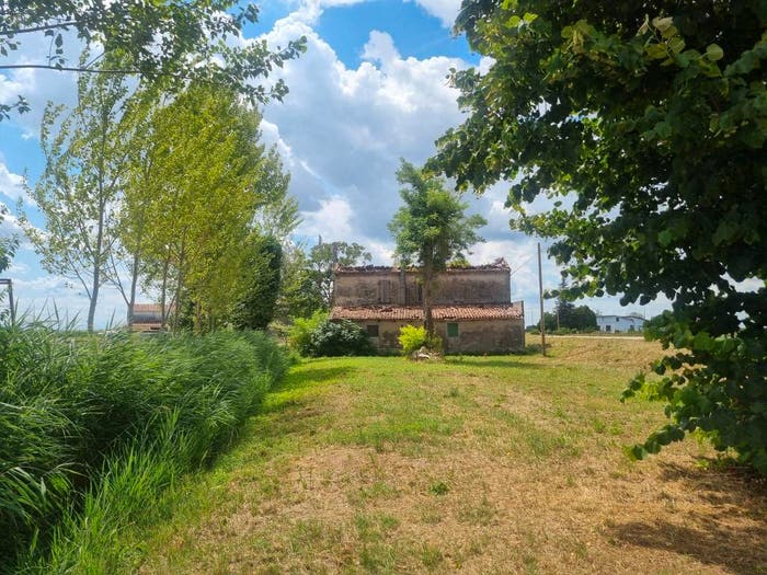 Casa quadrilocale in vendita in Via Argine Cagnetto, Bondeno