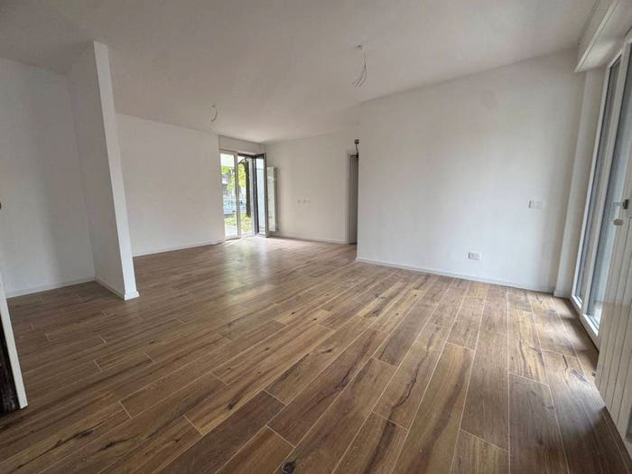 Appartamento trilocale in vendita in Via Enrico Caviglia, San Giovanni, Rho