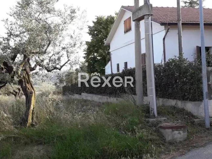Casa trilocale in vendita in Contrada Senarica, Moscufo