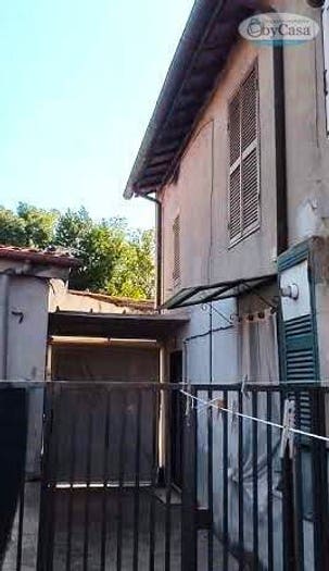 Appartamento trilocale in vendita in Piazza dell'Olmo, Manziana
