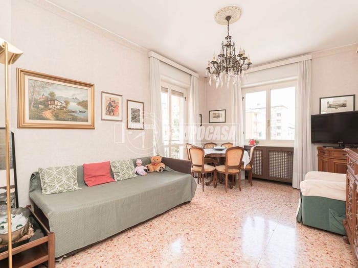 Appartamento trilocale in vendita in Via Val D'Ossola, Niguarda, Milano