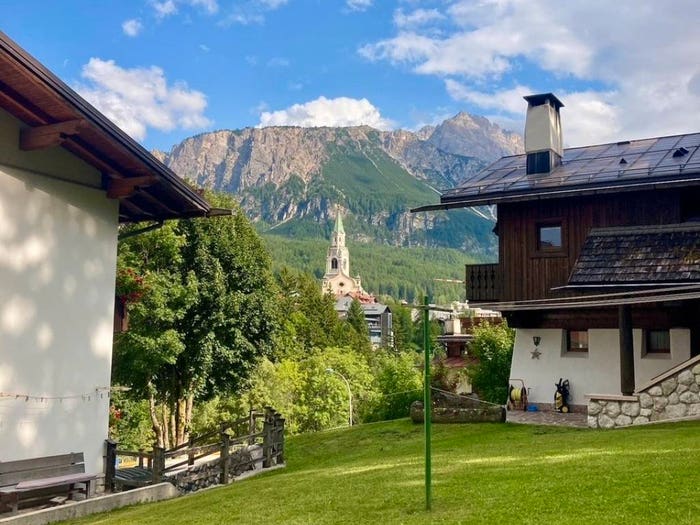 Appartamento trilocale in vendita in Via Lungoboite Dottor Maioni, Centro, Cortina d'Ampezzo