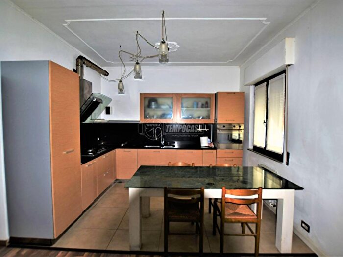 Appartamento trilocale in vendita in Via Carlo Cattaneo, Porto San Giorgio