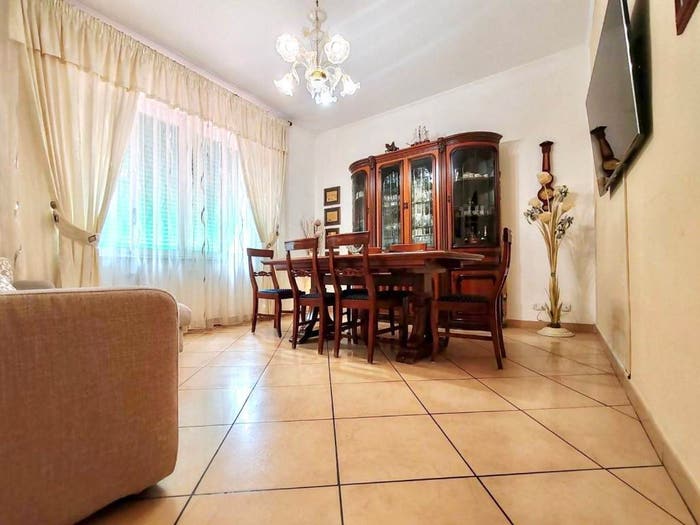 Appartamento con 5 locali in vendita in Viale Eugenio Chiesa, Centro, Massa