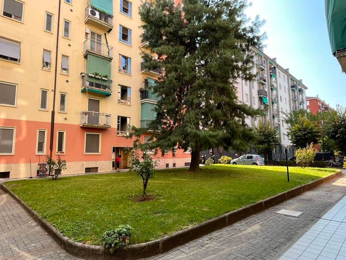 Appartamento trilocale in vendita in Viale Ca' Granda, Ca' Granda, Milano