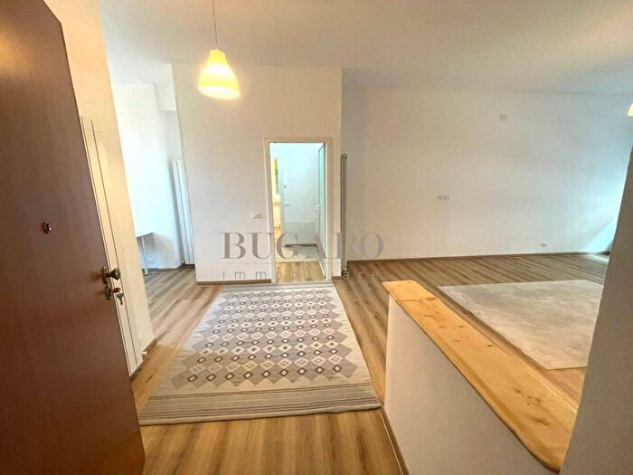 Appartamento trilocale in vendita in Cavour, Ancona