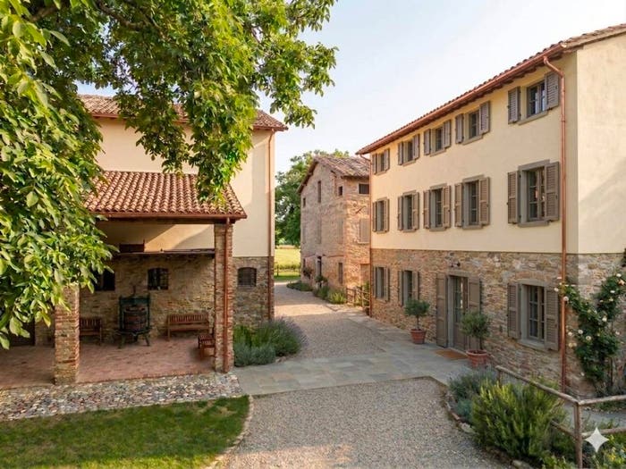 Casa con 6 locali in vendita in Via Canale, Veggia Villalunga, Casalgrande
