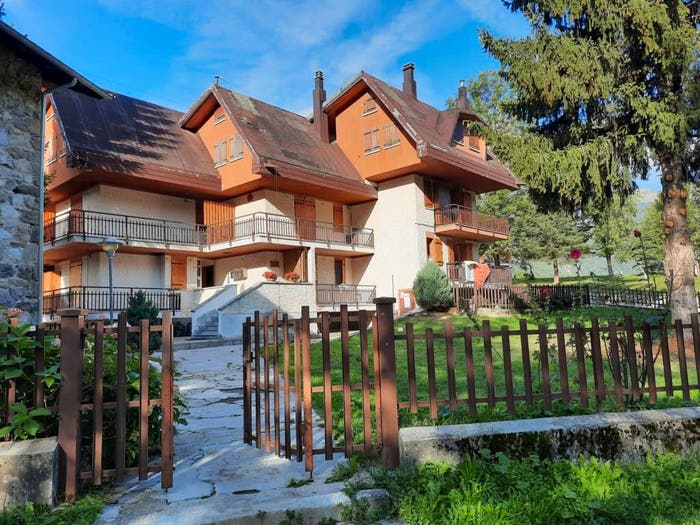 Appartamento trilocale in vendita in Via San Giovanni, Limone Piemonte