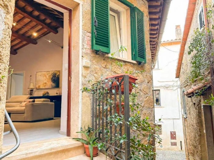 Appartamento trilocale in vendita in Via Giovan Battista Passeri, Farnese