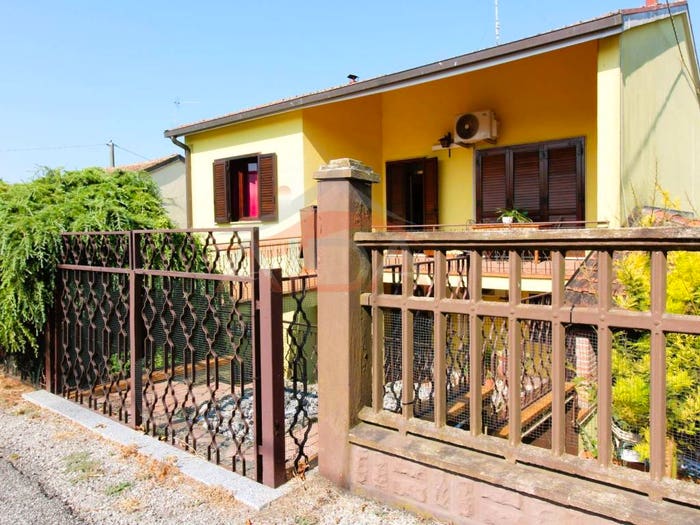 Casa con 6 locali in vendita in strada del po di primaro, San Nicolò, Argenta