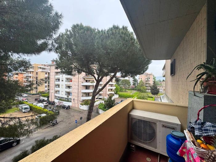 Appartamento quadrilocale in vendita in Viale Europa, Europa, Firenze