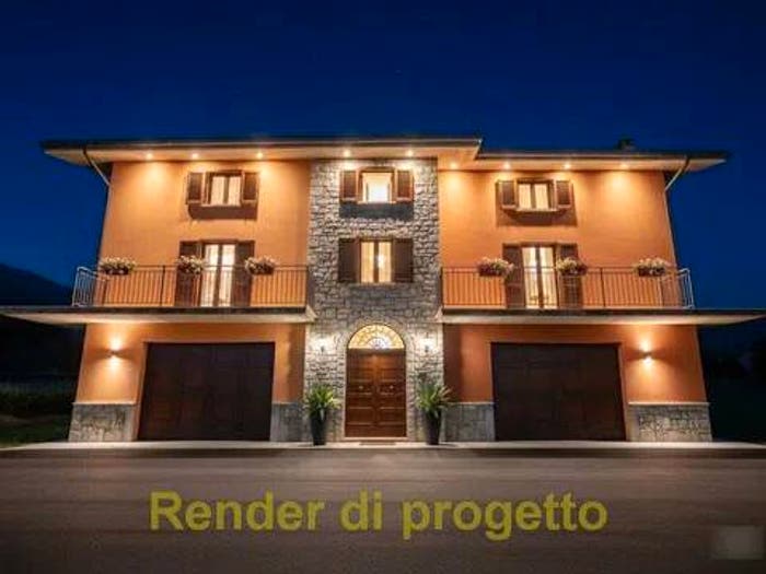 Casa con 5 locali in vendita in Via Fontamara, Ocre