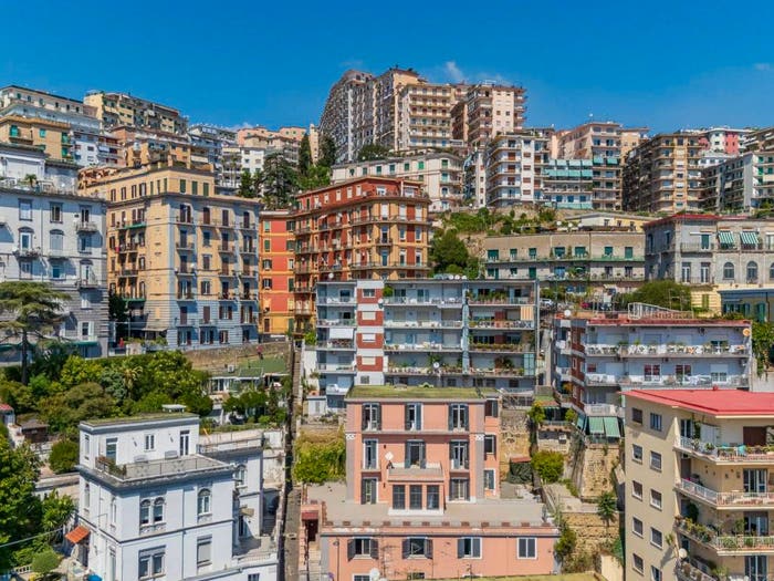 Casa con 6 locali in vendita in Viale Maria Cristina di Savoia, Vomero, Napoli