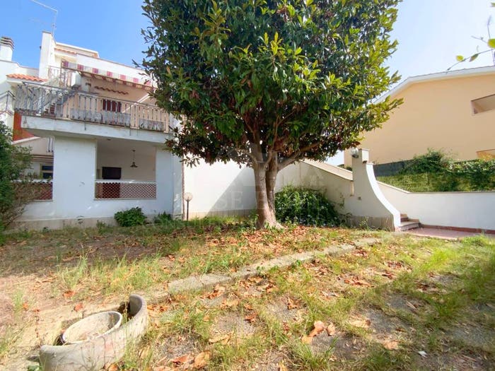 Casa con 5 locali in vendita in Via Priamo, Torre Marina Lido di Tirrenella, Ardea