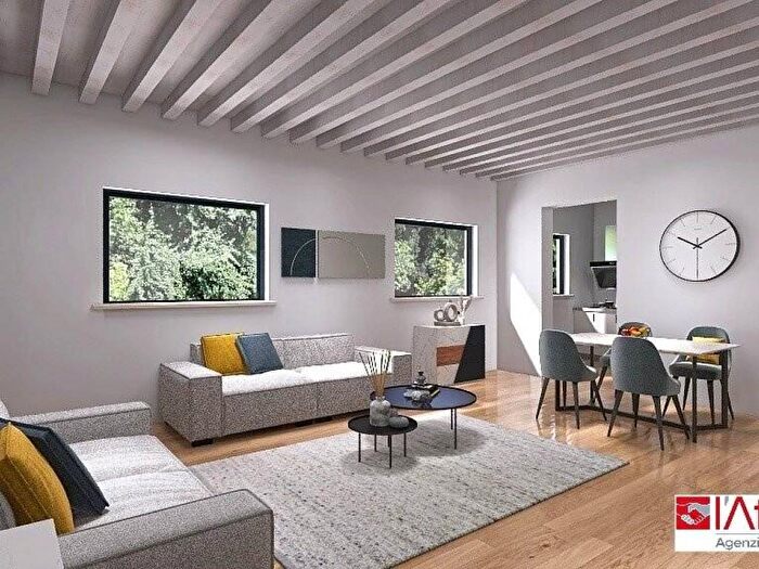 Appartamento quadrilocale in vendita in Via del Crocicchio, Santa Lucia La Borra, Pontedera