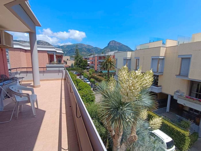 Appartamento quadrilocale in vendita in Via Legittimo, Centro, Piano di Sorrento