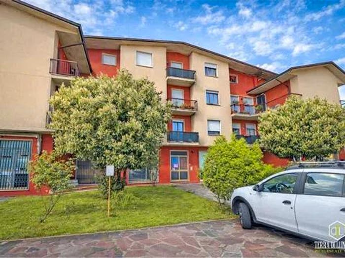 Appartamento con 6 locali in vendita in Via Del Popolo No Number, Mulazzo