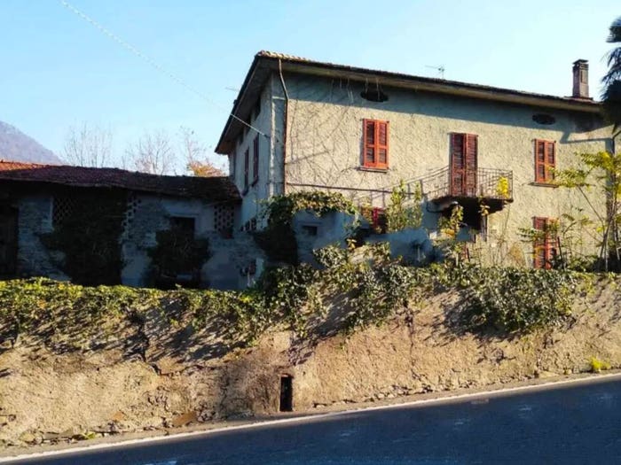 Casa con 6 locali in vendita in Strada Provinciale di Talamona, Centro, Talamona