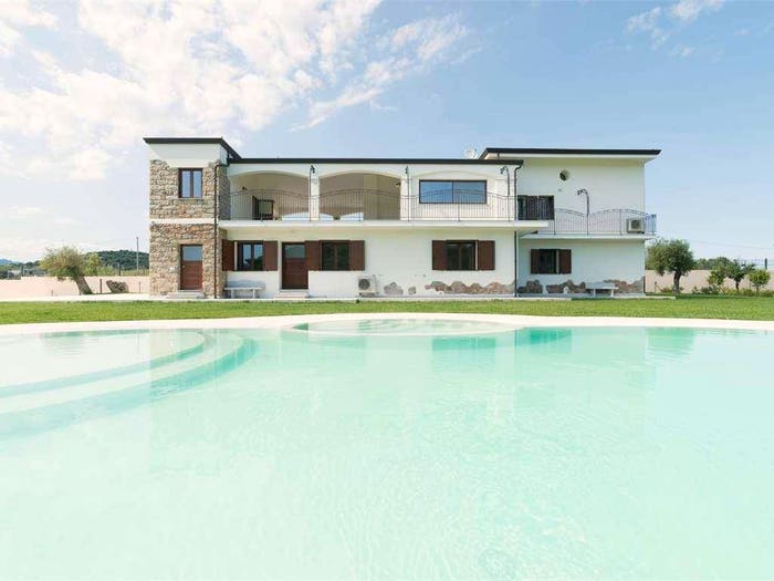 Casa con 6 locali in vendita in Centro, Lotzorai