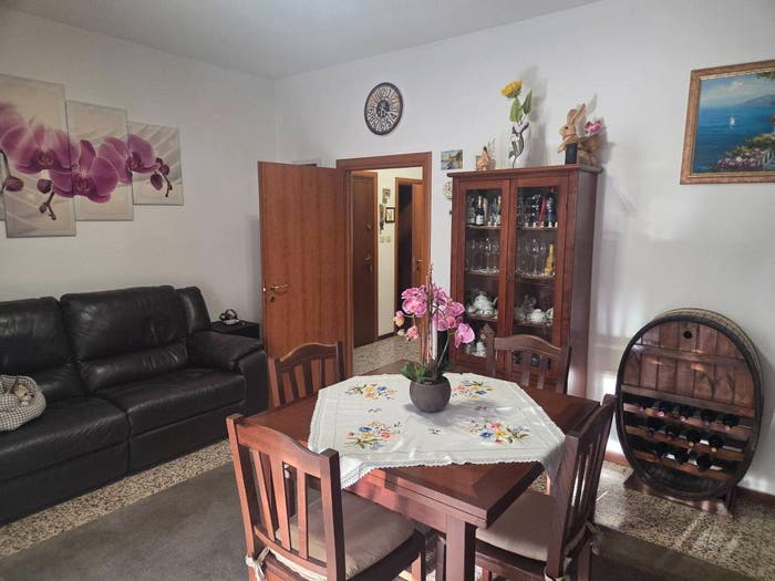 Appartamento quadrilocale in vendita in Via Aldo Moro, Ternate