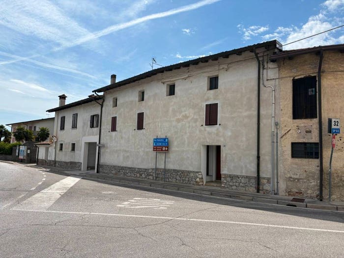 Casa con 6 locali in vendita in Via Leonardo da Vinci, Centro, Aiello del Friuli