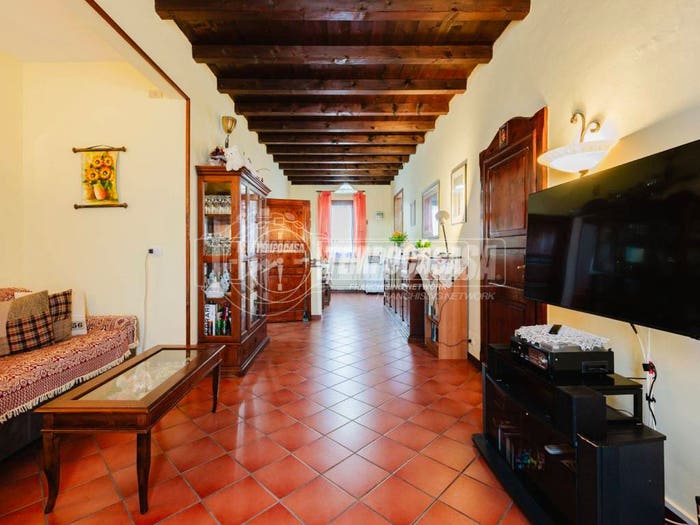 Appartamento con 5 locali in vendita in Via della Chiesa, Gallo, Poggio Renatico