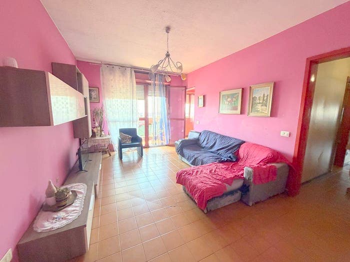 Appartamento con 5 locali in vendita in Via Bacchiglione, Zona Fiera, Verona