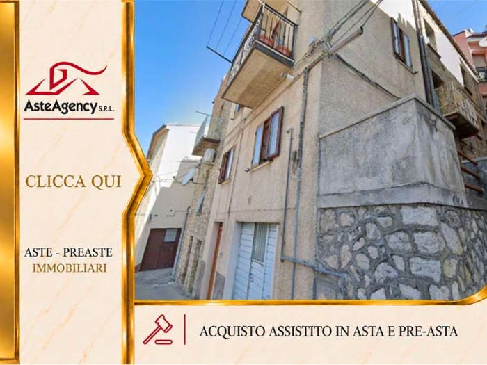 Casa con 5 locali in vendita in Via Fontana, Liscia