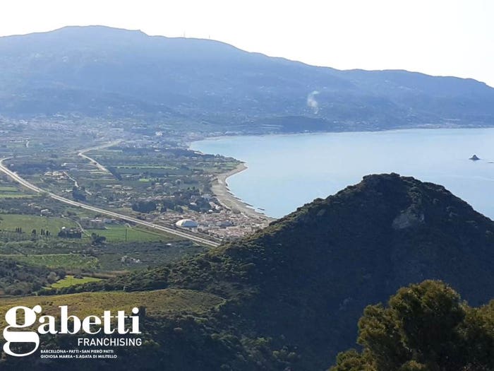 Casa con 5 locali in vendita in ROCCAFEMMINA SNC, Patti