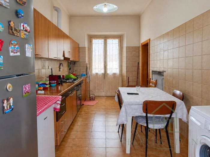 Appartamento quadrilocale in vendita in Via Silvio Pellico, Centro Storico, Forlì