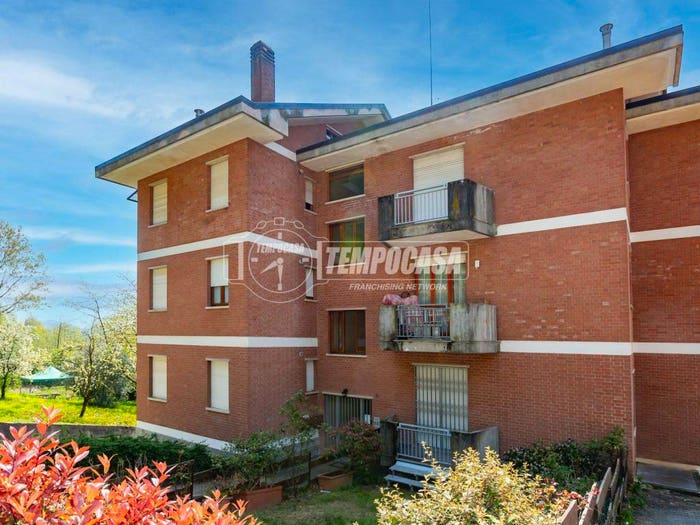Appartamento trilocale in vendita in Via Giaveno, Coazze