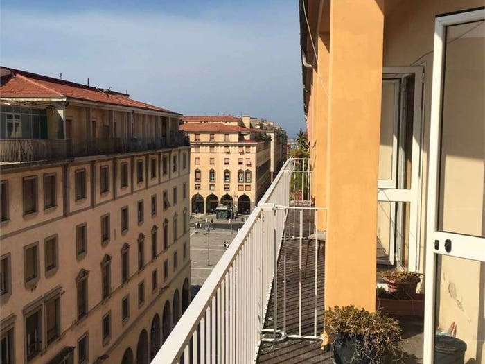 Appartamento con 6 locali in vendita in via grande, Via Grande Piazza della Repubblica, Livorno