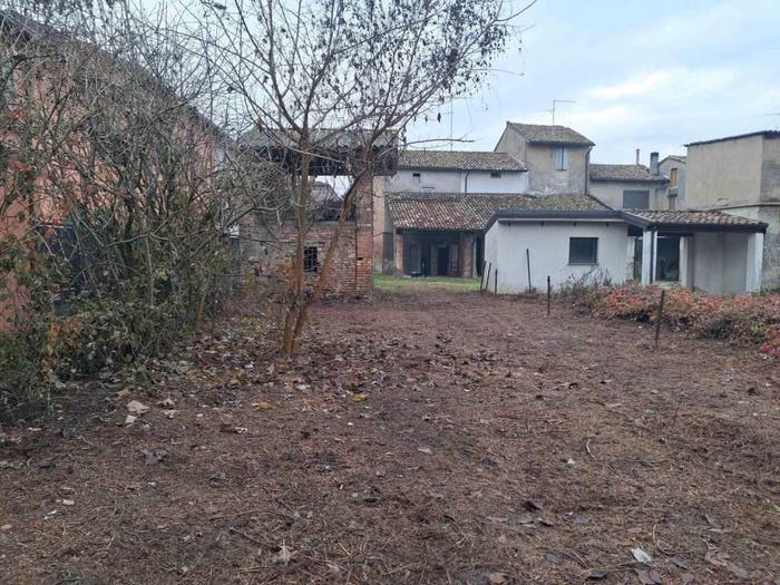 Casa bilocale in vendita in Centro, Capergnanica