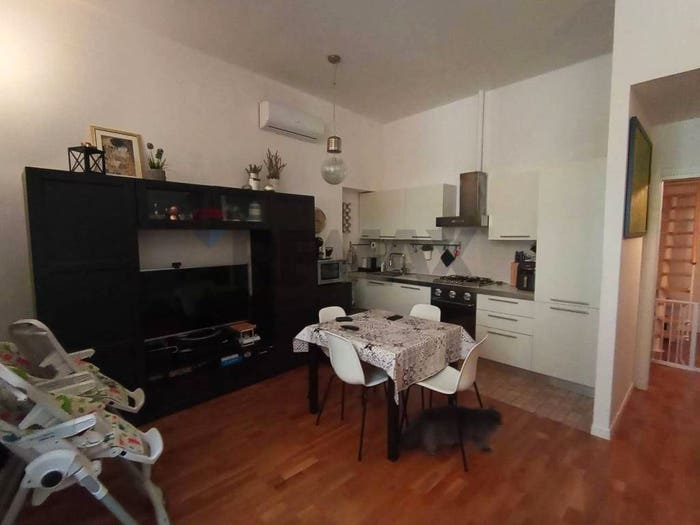 Appartamento trilocale in vendita in Via Sant'Ippolito, Centro Storico, Brindisi